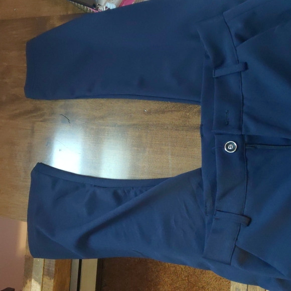 Dress pants, boot cut - Picture 2 of 3